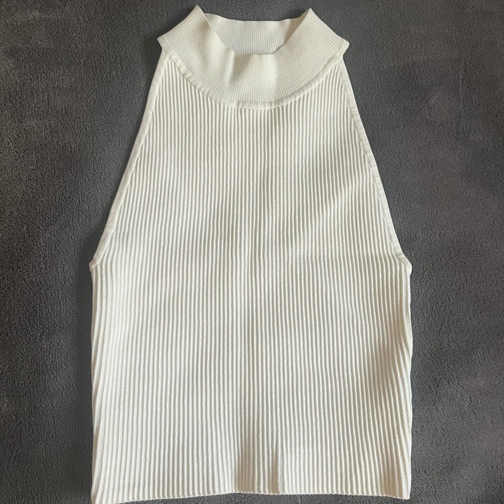 Aritzia Babaton White Mock Neck Sculpt Knit  Ribbed Tank Top